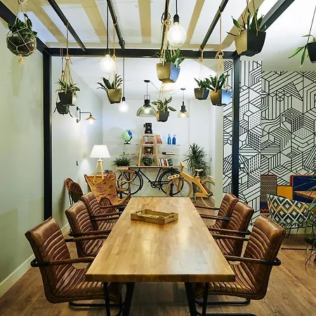 Blue Bottle Boutique Hotel 3*