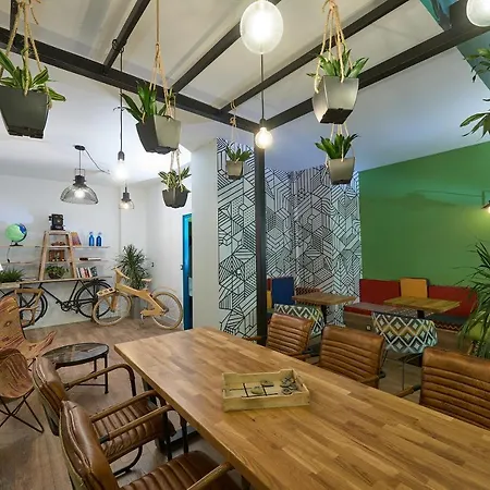 Blue Bottle Boutique Hotel 3*